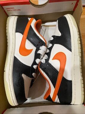Nike Dunk Low PRM